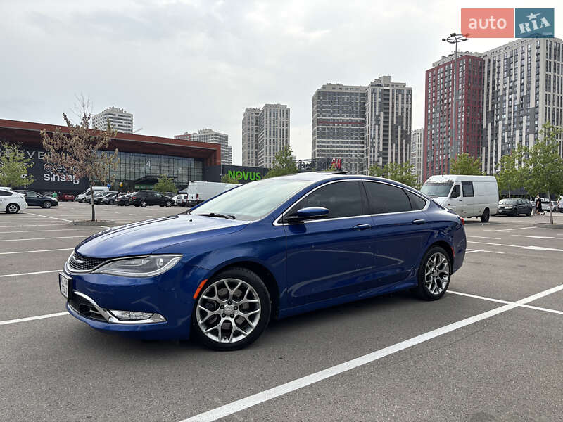 Седан Chrysler 200 2014 в Киеве