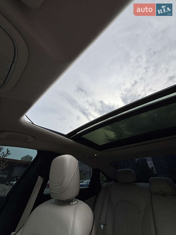 Седан Chrysler 200 2014 в Киеве