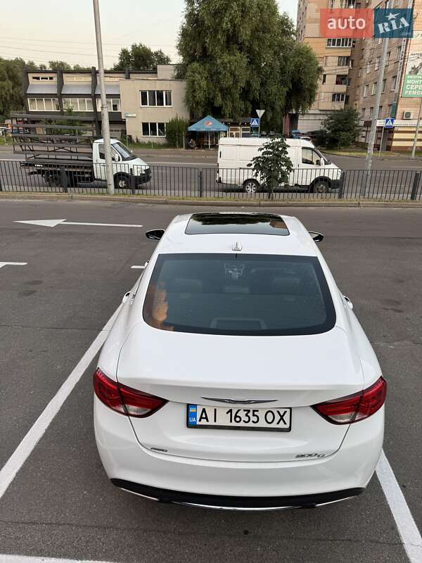 Седан Chrysler 200 2014 в Киеве
