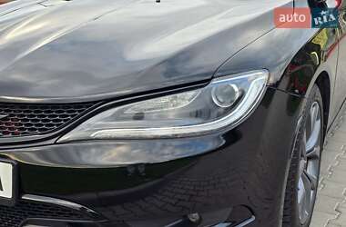 Седан Chrysler 200 2014 в 