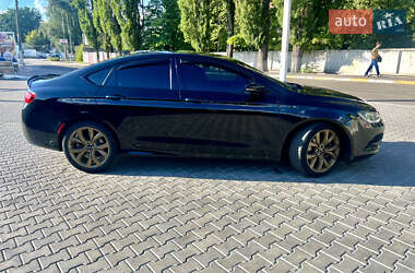 Седан Chrysler 200 2014 в 