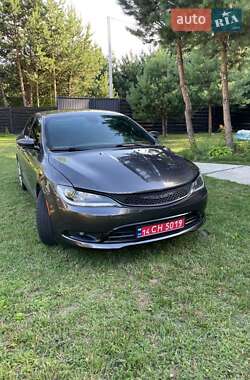 Седан Chrysler 200 2015 в Києві