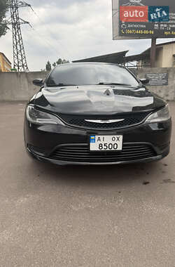 Седан Chrysler 200 2016 в Києві
