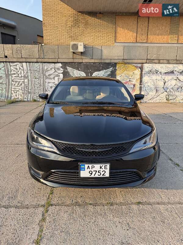 Chrysler 200 2015