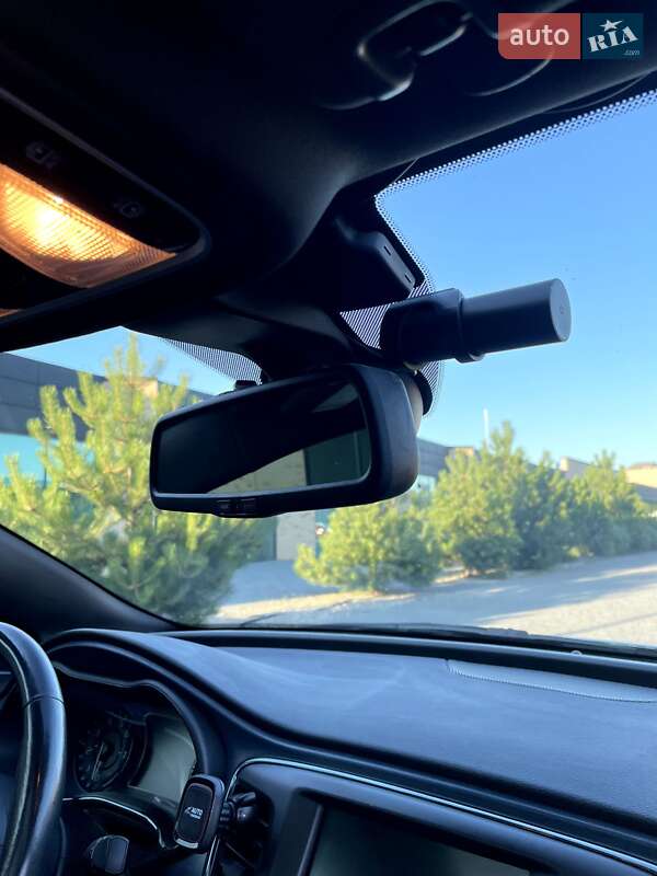 Седан Chrysler 200 2015 в Хмельницькому фото 29 Седан Chrysler 200 2015 в Хмельницькому