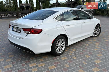 Седан Chrysler 200 2015 в 