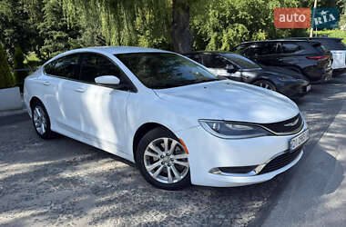 Седан Chrysler 200 2015 в 
