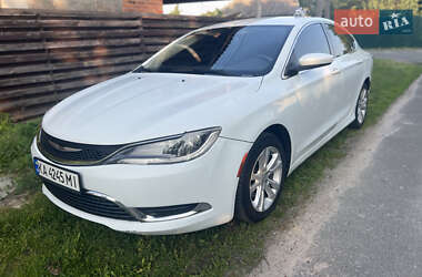 Седан Chrysler 200 2015 в Броварах