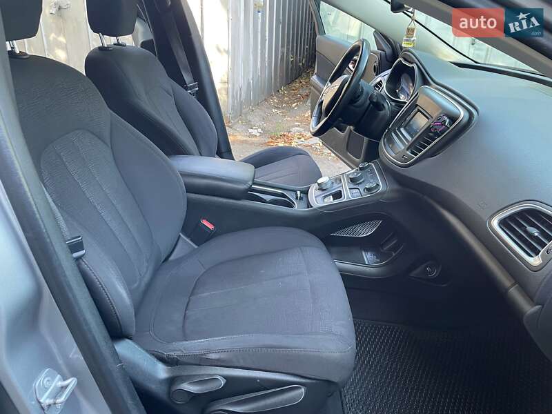 Седан Chrysler 200 2014 в Одессе