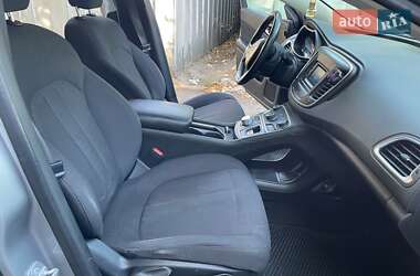 Седан Chrysler 200 2014 в 