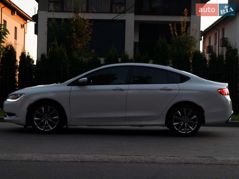 Седан Chrysler 200 2014 в Кременчуге