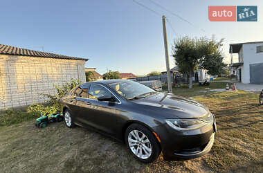 Седан Chrysler 200 2016 в 