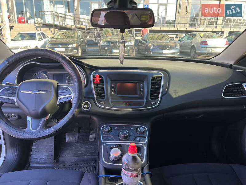 Седан Chrysler 200 2014 в Києві фото 8 Седан Chrysler 200 2014 в Києві