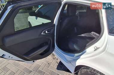 Седан Chrysler 200 2015 в 