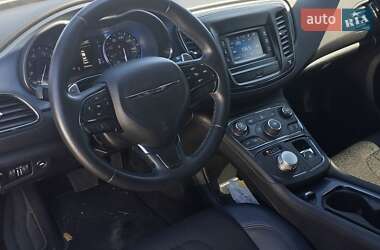 Седан Chrysler 200 2016 в 
