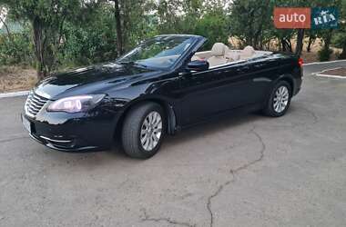 Chrysler 200 2012