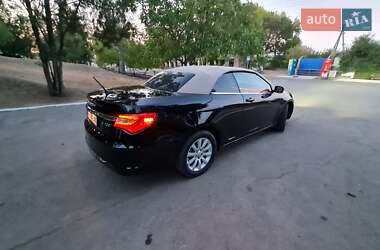 Кабриолет Chrysler 200 2012 в 