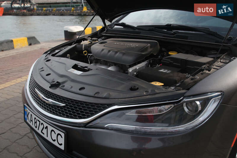 Седан Chrysler 200 2014 в Одессе