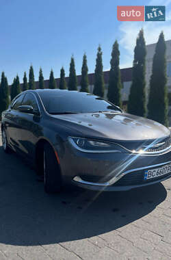 Chrysler 200 2015
