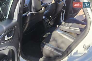 Седан Chrysler 200 2015 в 