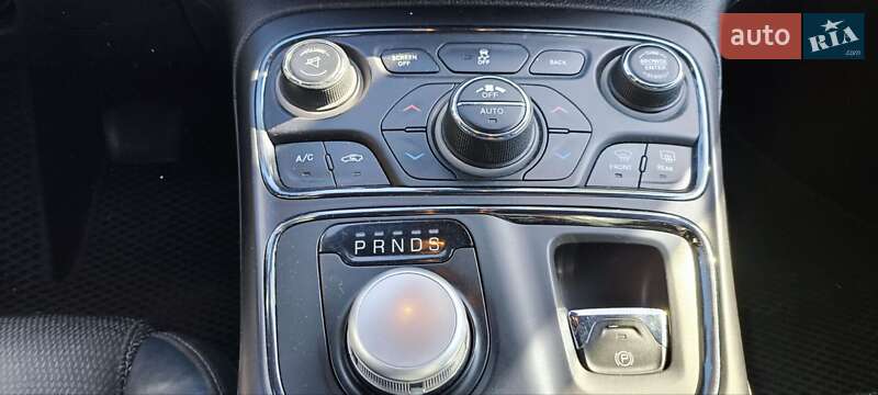 Седан Chrysler 200 2015 в Броварах фото 12 Седан Chrysler 200 2015 в Броварах