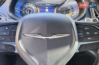 Седан Chrysler 200 2015 в 