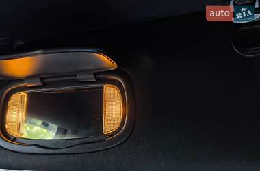 Седан Chrysler 200 2015 в 