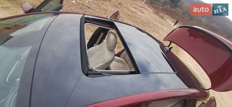 Седан Chrysler 200 2015 в Мукачево