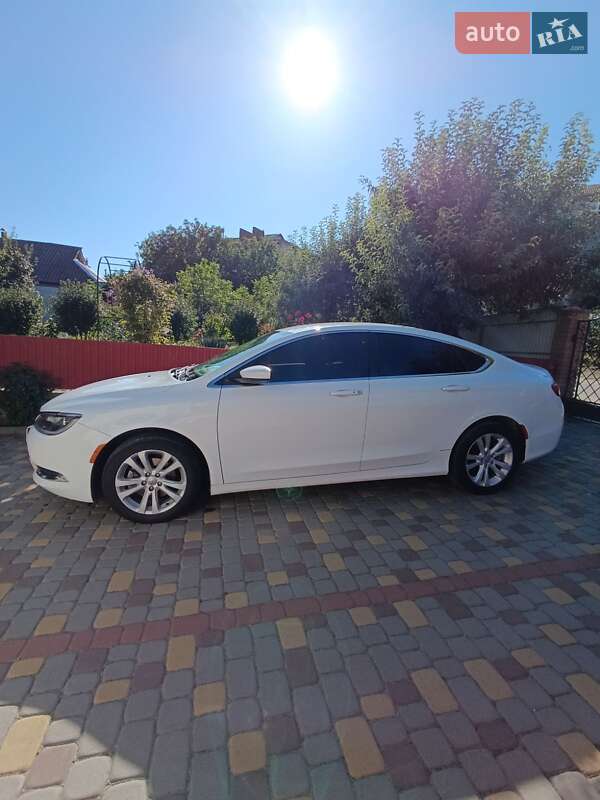 Седан Chrysler 200 2014 в Песчанке