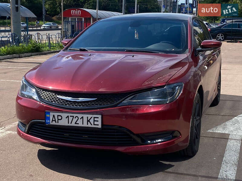 Седан Chrysler 200 2015 в Киеве