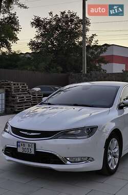 Седан Chrysler 200 2014 в 