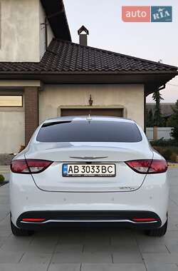 Седан Chrysler 200 2014 в 