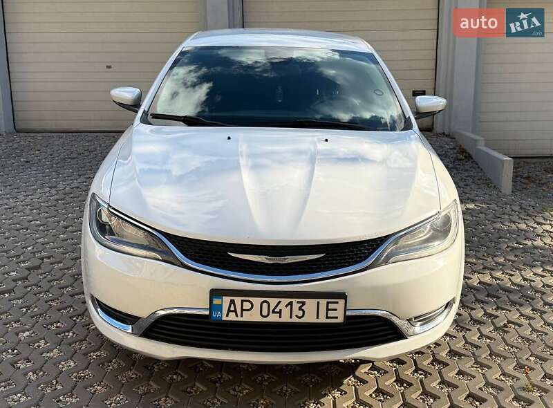 Chrysler 200 2015