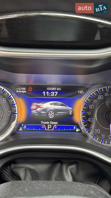 Седан Chrysler 200 2014 в Днепре