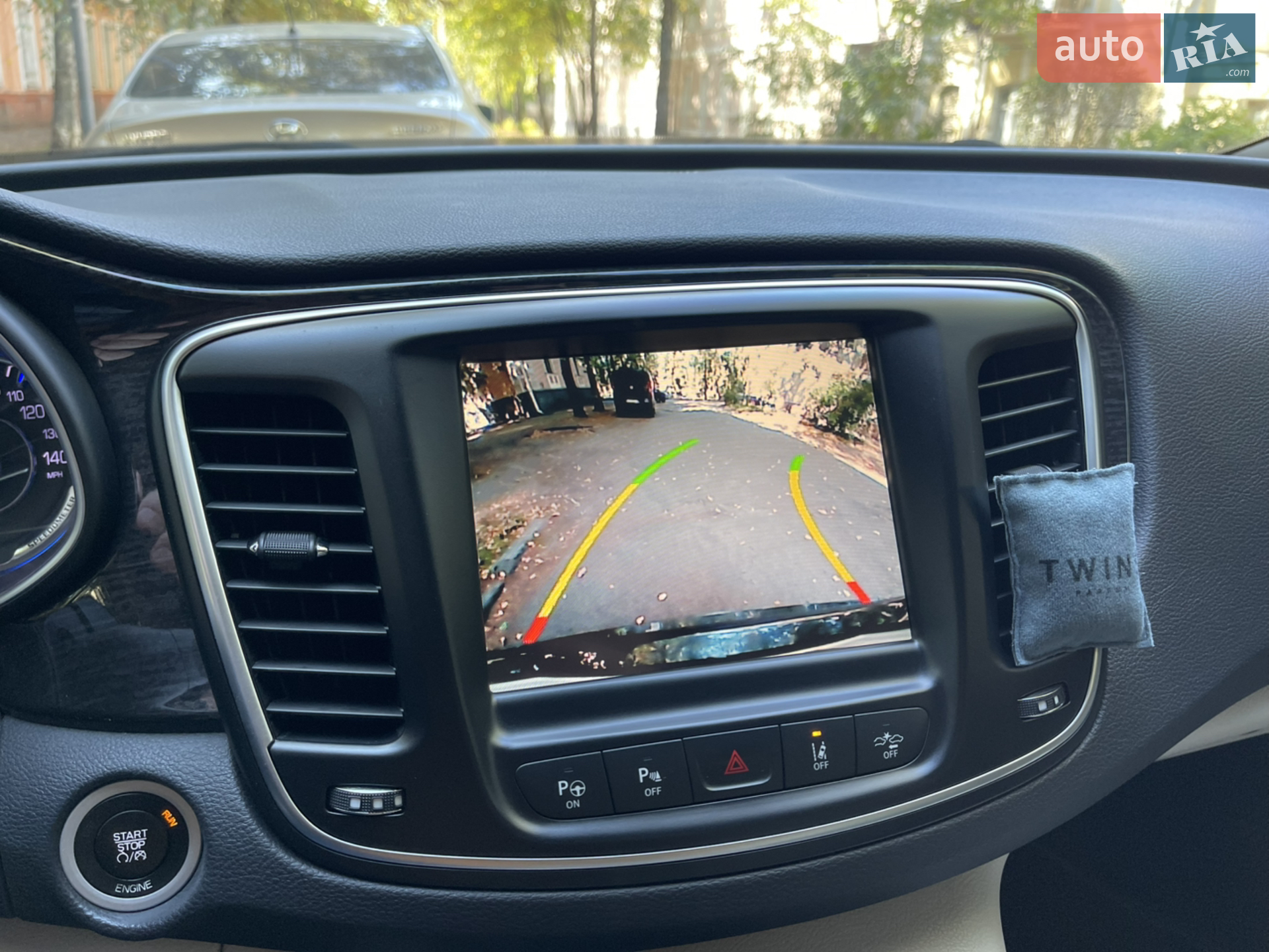 2015 Chrysler 200 - мініатюра 36