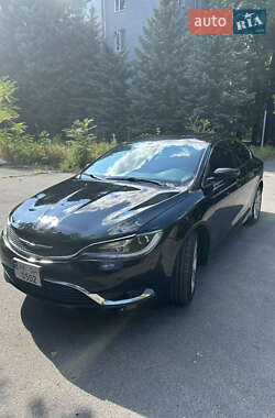 Седан Chrysler 200 2015 в Днепре