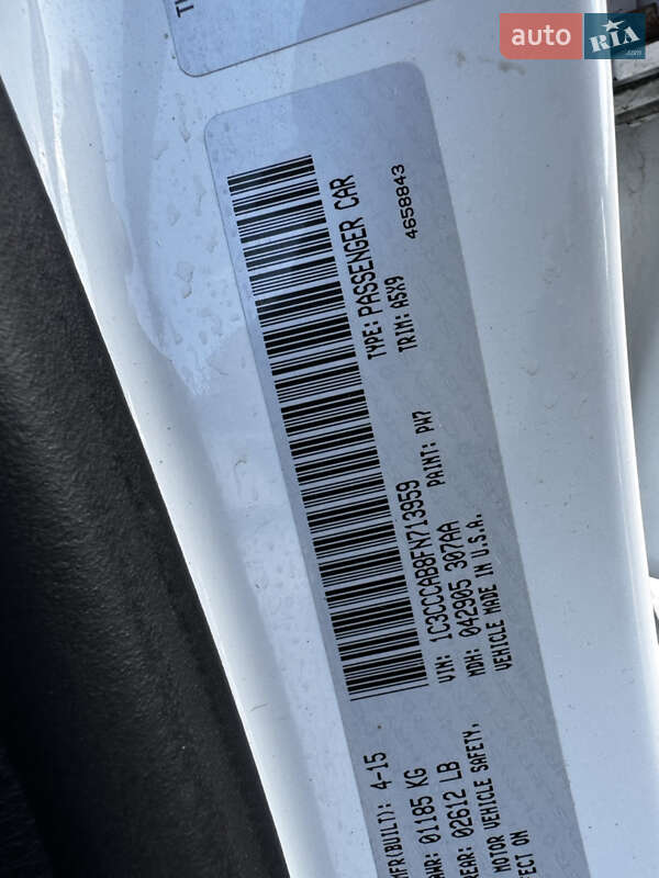 Седан Chrysler 200 2015 в Хусте