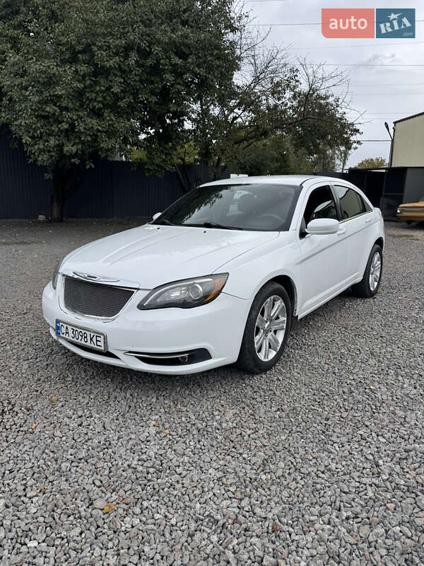 Седан Chrysler 200 2013 в Одессе