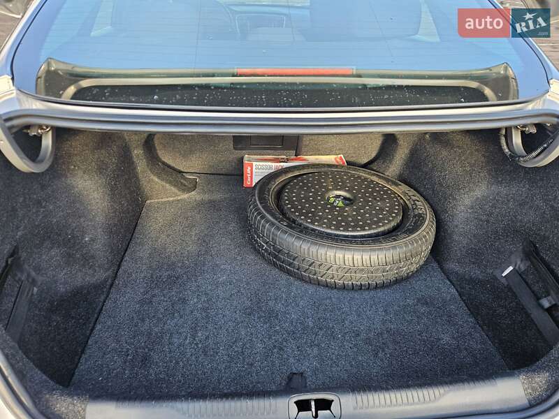 Седан Chrysler 200 2015 в Житомирі