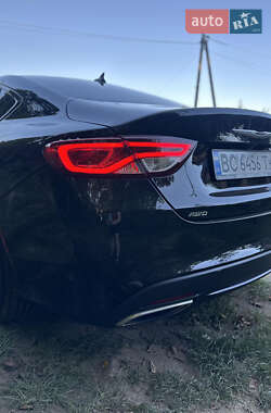 Седан Chrysler 200 2014 в 