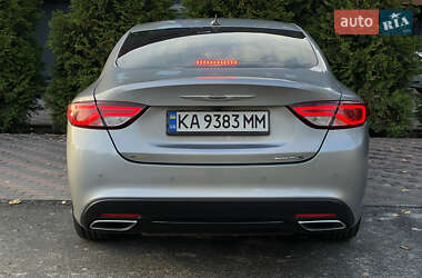 Седан Chrysler 200 2014 в 
