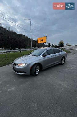 Седан Chrysler 200 2015 в Києві
