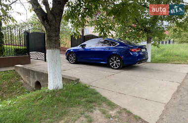 Седан Chrysler 200 2015 в  фото 23 Седан Chrysler 200 2015 в