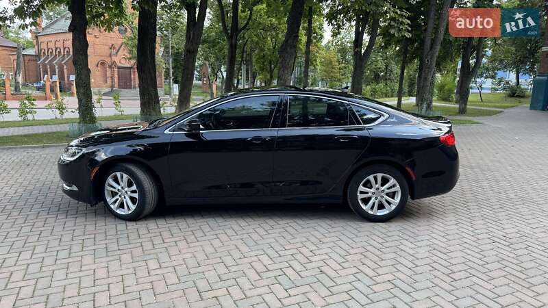 Седан Chrysler 200 2015 в Сумах
