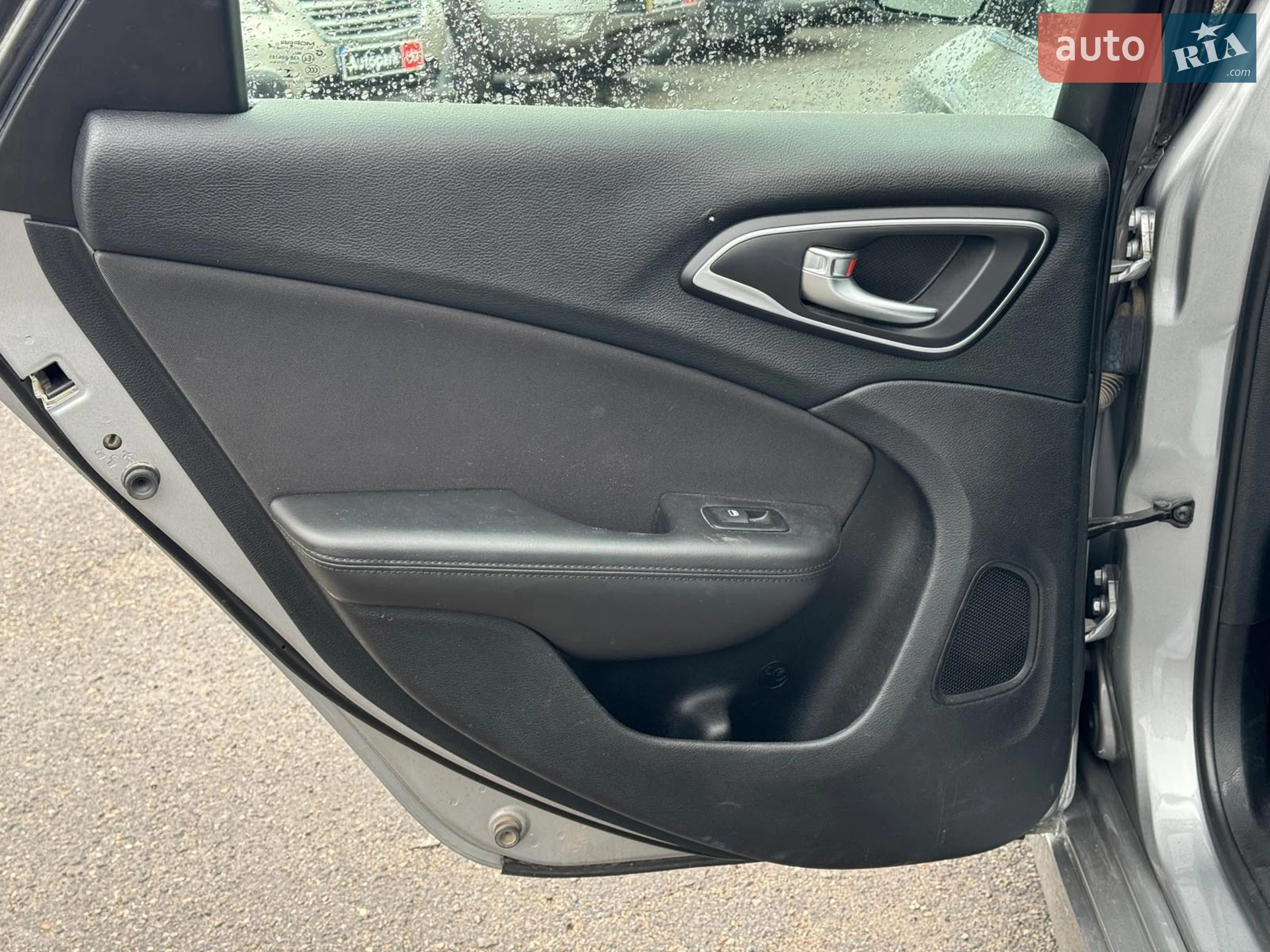 2014 Chrysler 200 - мініатюра 17
