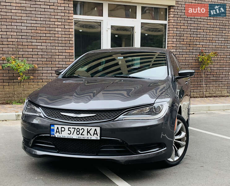 Седан Chrysler 200 2015 в Києві