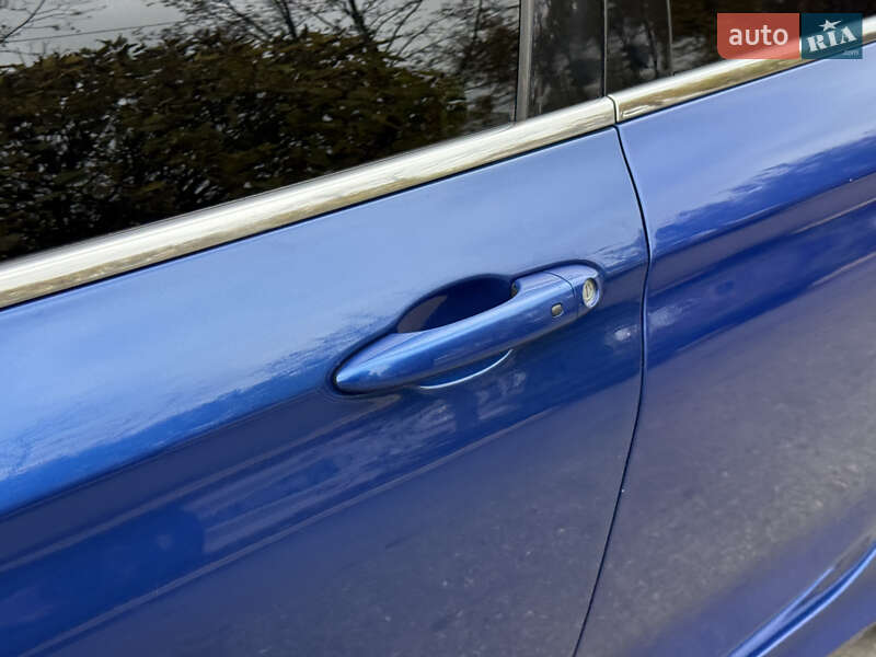 Седан Chrysler 200 2015 в Днепре