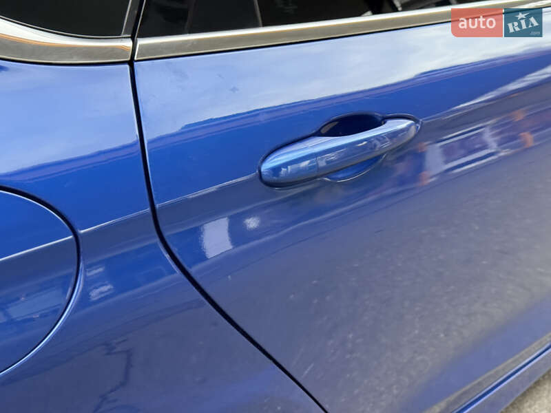 Седан Chrysler 200 2015 в Днепре