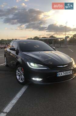 Седан Chrysler 200 2016 в Киеве