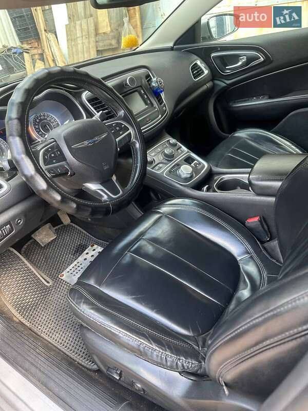 Седан Chrysler 200 2014 в Хмельницькому фото 10 Седан Chrysler 200 2014 в Хмельницькому